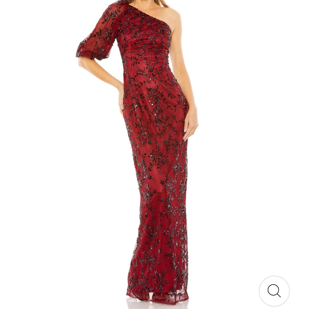 Mac duggal  beautiful dress for any occasion size 10